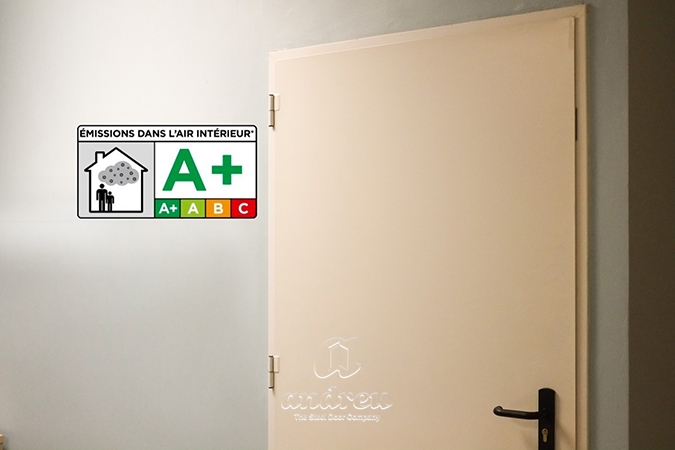 Categoría A+ puerta metálica batiente multiusos Etour H Andreu
