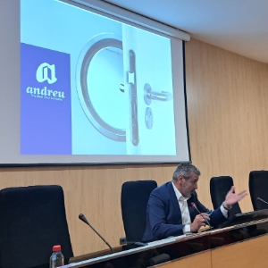 Andreu Barberá at the INNOVATION FORUM APAExpo by R+T