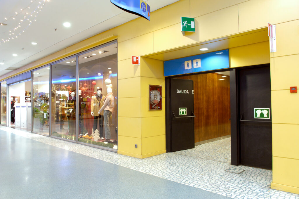 Centro Comercial El Saler - Puertas Andreu