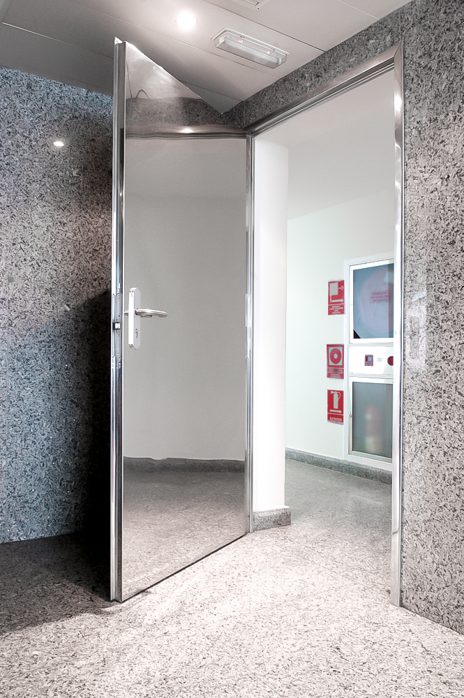 Príncipe Felipe Museum - Andreu Doors