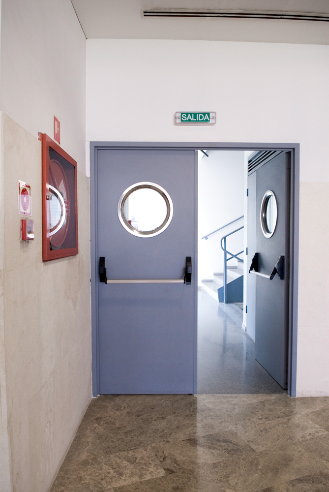 Universidad Politécnica de Valencia - Puertas Andreu