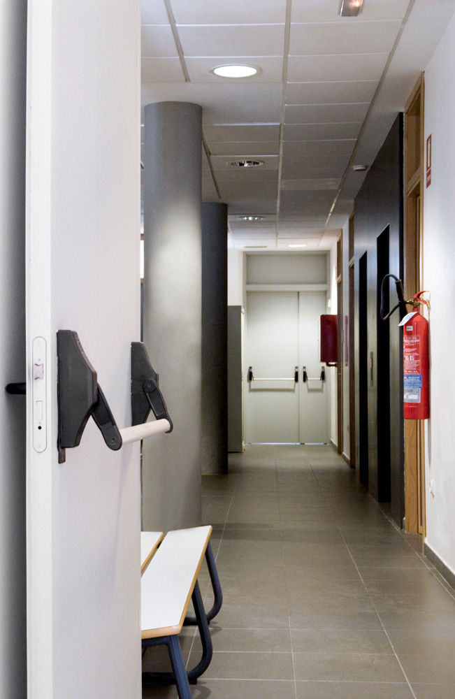 Universidad Politécnica de Valencia - Puertas Andreu