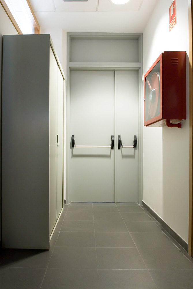 Universidad Politécnica de Valencia - Puertas Andreu
