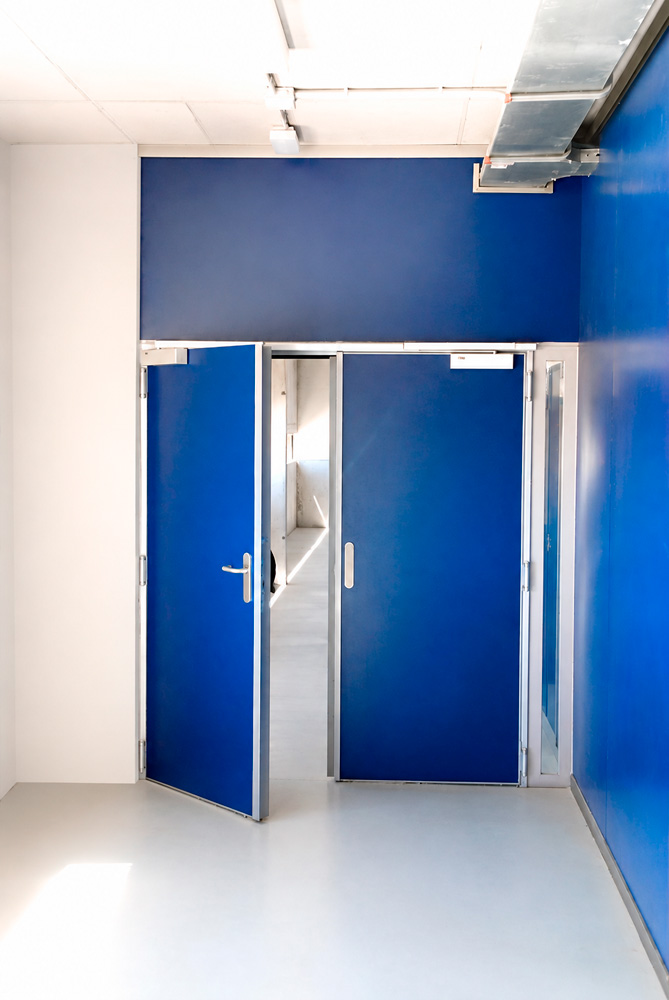 ES Mediterráneo Secondary School - Andreu Doors