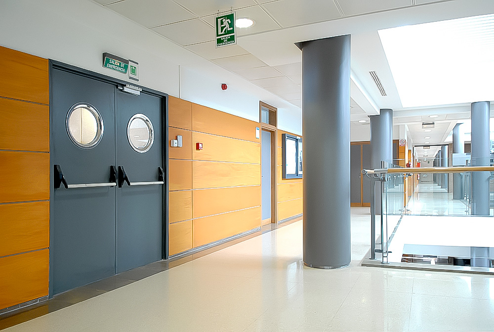 Universidad CEU Cardenal Herrera - Puertas Andreu