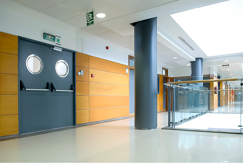 Universidad CEU Cardenal Herrera - Puertas Andreu