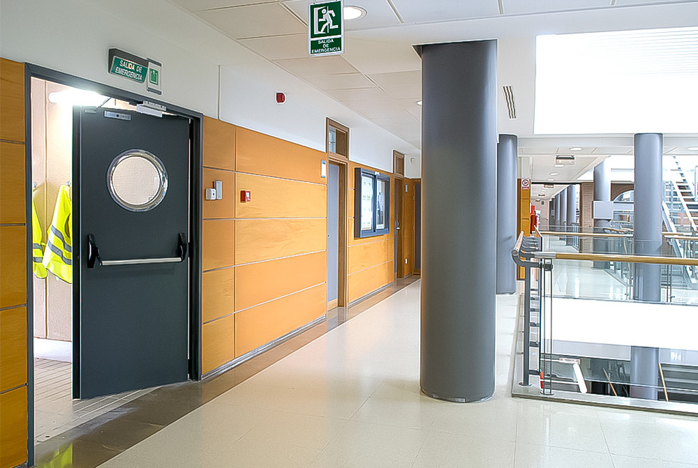 Universidad CEU Cardenal Herrera - Puertas Andreu