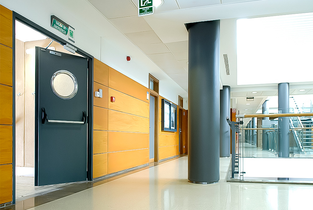 Universidad CEU Cardenal Herrera - Puertas Andreu